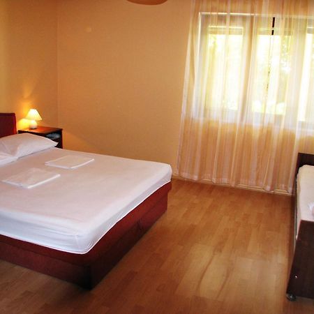 Apartments Miljak Omiš Zewnętrze zdjęcie