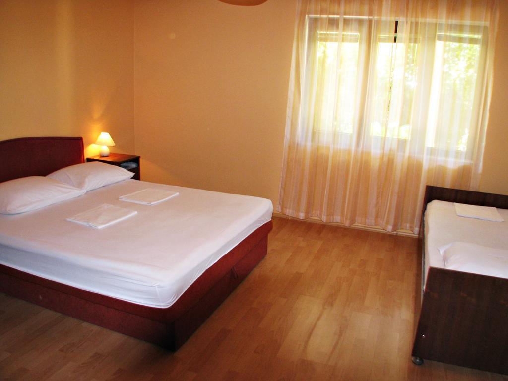 Apartments Miljak Omiš Zewnętrze zdjęcie